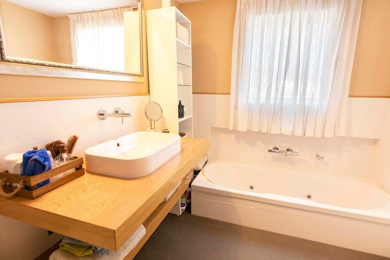 Sans Souci Quality Apartments Сиджес Экстерьер фото